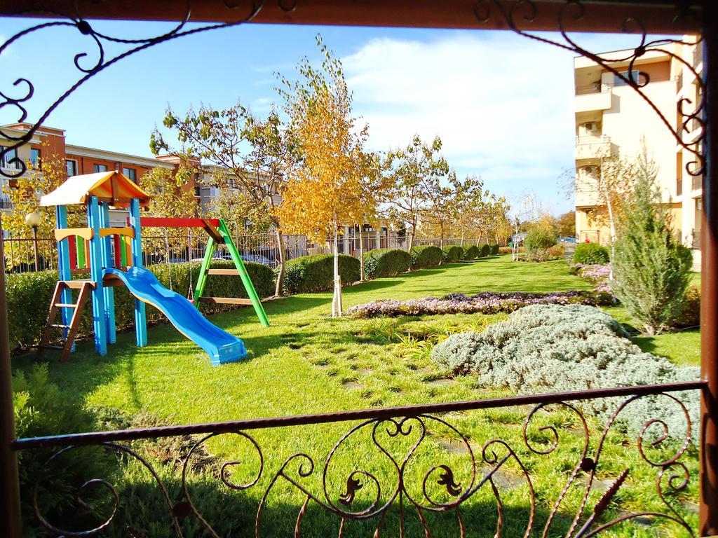 Oxygen Apartments Sveti Vlas Exteriör bild