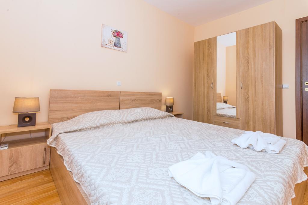 Oxygen Apartments Sveti Vlas Exteriör bild