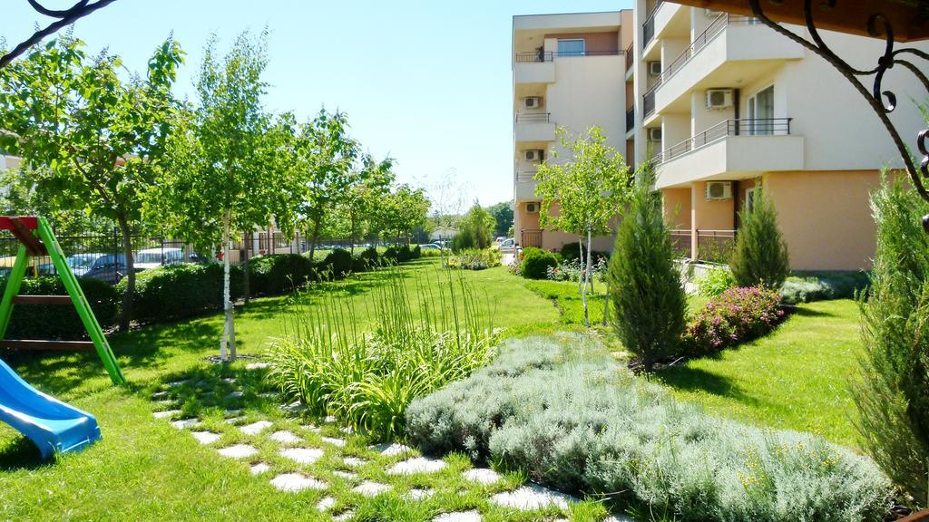 Oxygen Apartments Sveti Vlas Exteriör bild